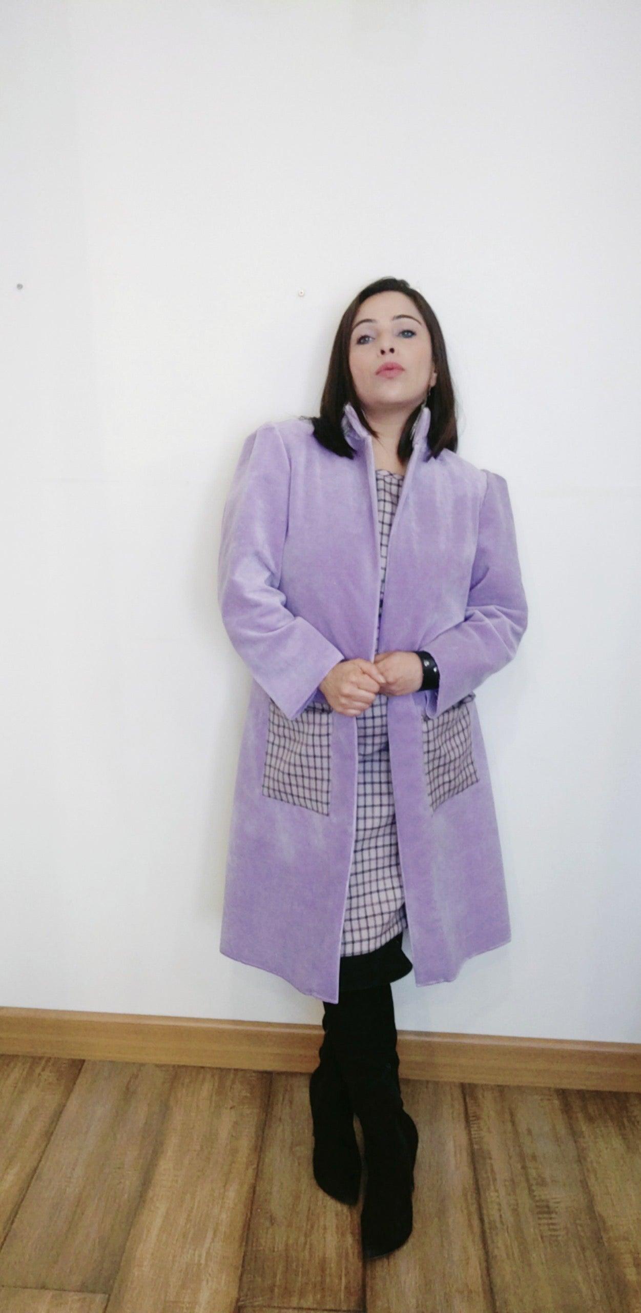 CHECKMATE LAVENDER WOOLLEN SLIHOUTTE WITH SUEDE LONG JACKET